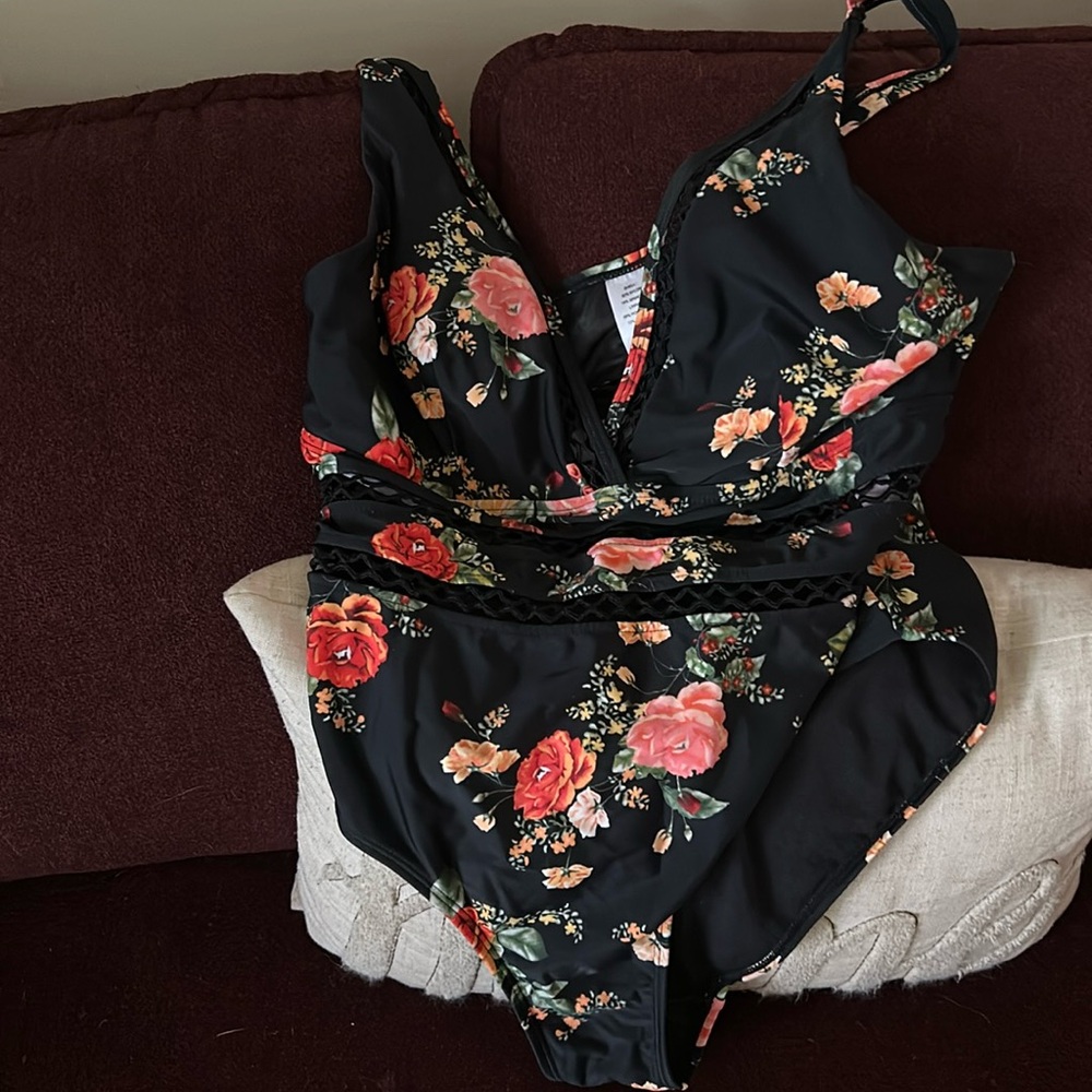 One piece Floral Swimsuit